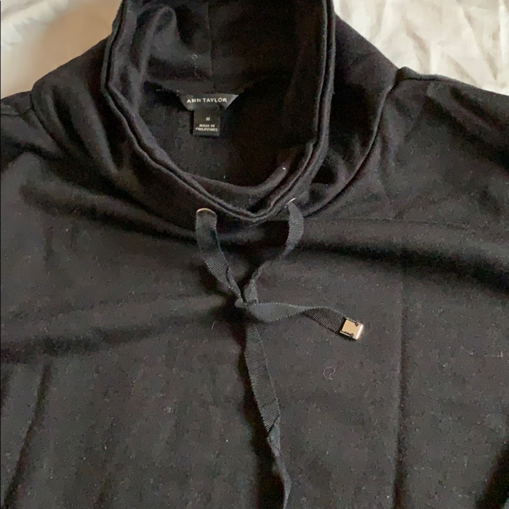 Ann Taylor cowlneck tunic
